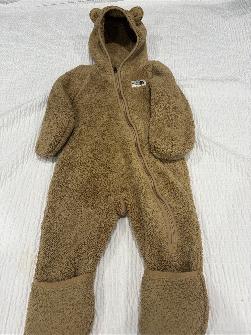 The North Face Brown Teddy Fleece Hooded One-Piece
Size 12-18 months